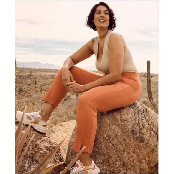 Athleta Brooklyn Ankle Pant in Sunbaked Clay Orange Size 6 - Picture 4 of 14